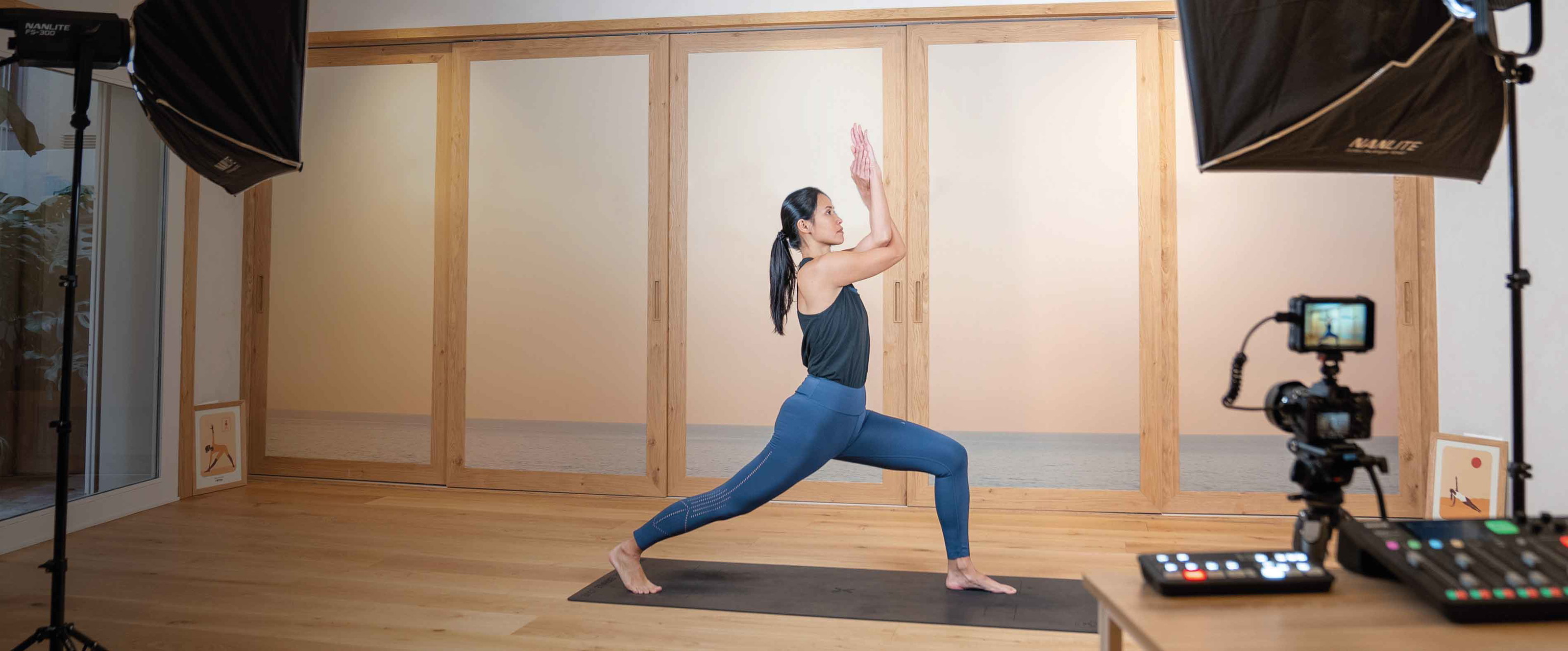 Descubre <b>XLYStudio<sup>®</sup></b><br>tu plataforma de yoga, meditación y bienestar
