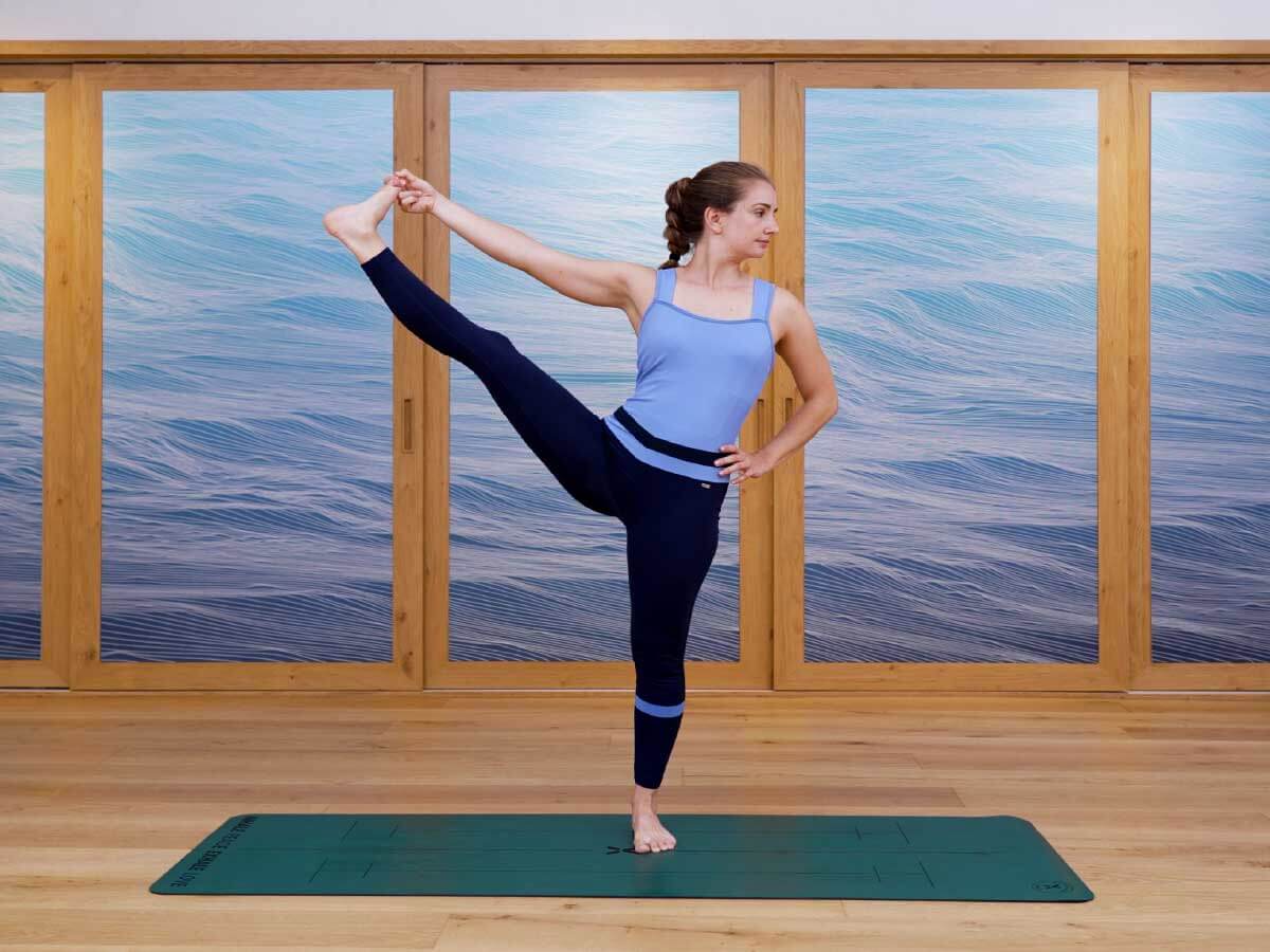 Aprender a sostener. Ashtanga inspired con Yasmina